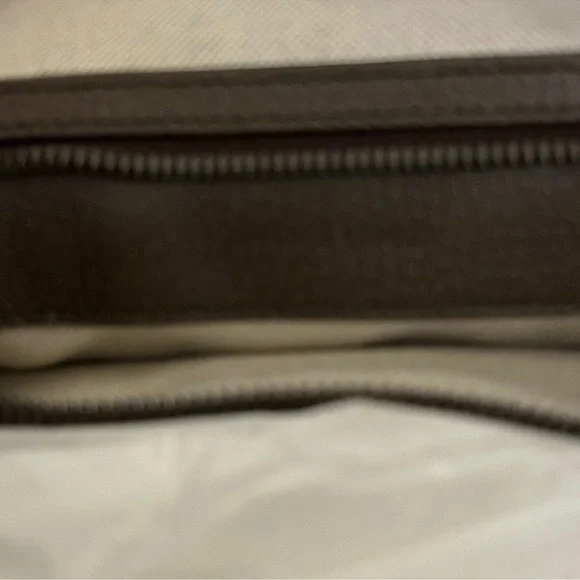 Gucci Savoy, large duffel bag made in Italy NWT. - Picture 9 of 14